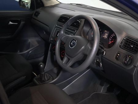 2022-Volkswagen-Polo-Vivo-14-Trendline-5-dr_18