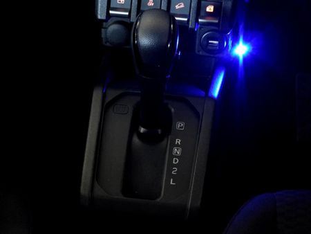 2025-Suzuki-Jimny-15-GLX-AllGrip-5-Door-Auto_15