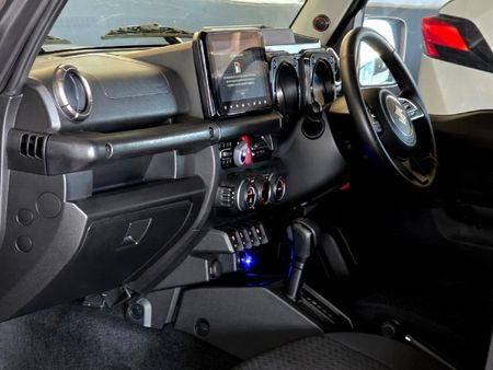 2025-Suzuki-Jimny-15-GLX-AllGrip-5-Door-Auto_17