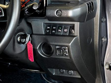 2025-Suzuki-Jimny-15-GLX-AllGrip-5-Door-Auto_27