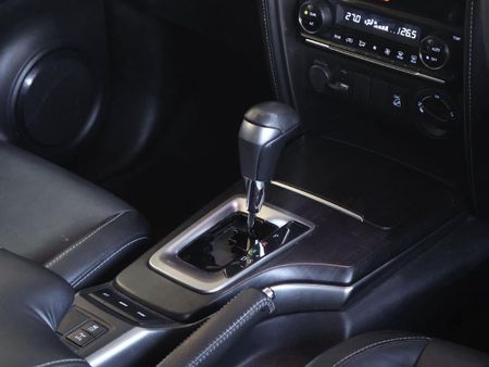 2022-Toyota-Fortuner-28-GD-6-4x4-Auto_9