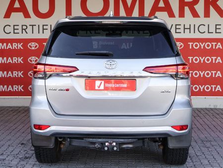2022-Toyota-Fortuner-28-GD-6-4x4-Auto_11