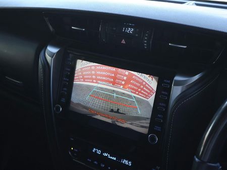 2022-Toyota-Fortuner-28-GD-6-4x4-Auto_15