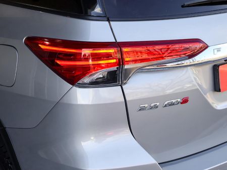 2022-Toyota-Fortuner-28-GD-6-4x4-Auto_8