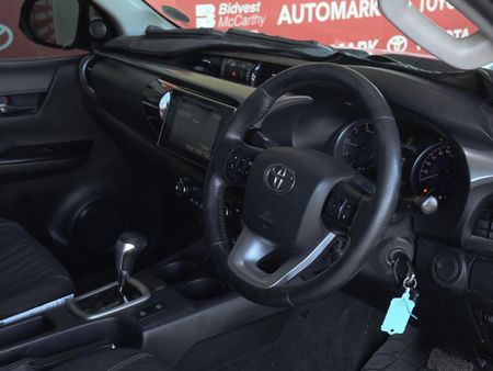 2016-Toyota-Hilux-28-GD-6-Raider-4x4-Double-Cab-Auto_17