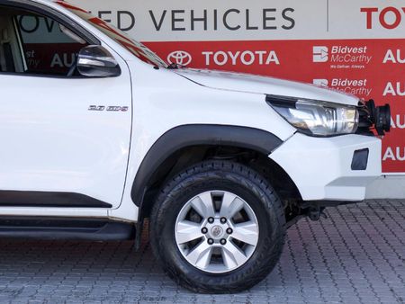 2016-Toyota-Hilux-28-GD-6-Raider-4x4-Double-Cab-Auto_6