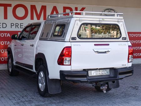 2016-Toyota-Hilux-28-GD-6-Raider-4x4-Double-Cab-Auto_8