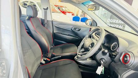2026-Hyundai-Grand-i10-10-Motion_14