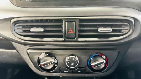 2026-Hyundai-Grand-i10-10-Motion_20