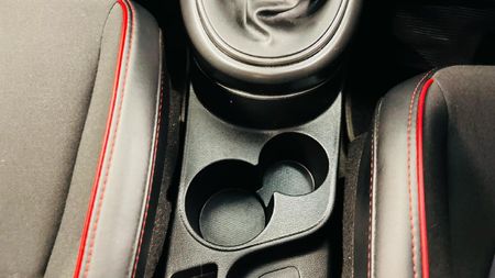 2026-Hyundai-Grand-i10-10-Motion_21