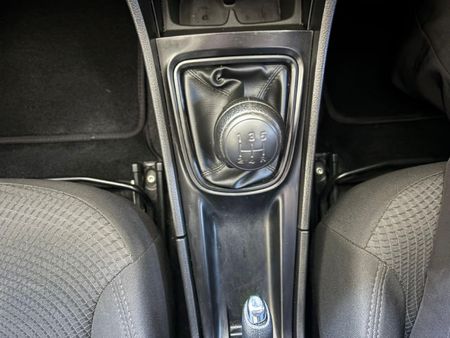 2024-Kia-Pegas-14-LX_14