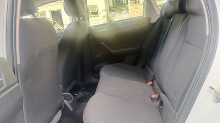 2019-Volkswagen-Polo-10-TSI-Trendline_14
