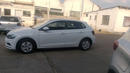 2019-Volkswagen-Polo-10-TSI-Trendline_3