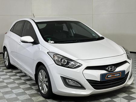 2014-Hyundai-i30-16-GLS-Premium_14