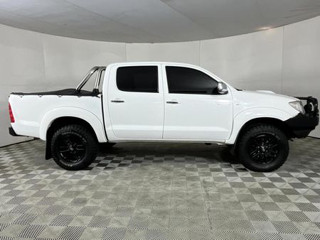 2011-Toyota-Hilux-30-D-4D-Raider-4x4-Auto-Double-Cab_16