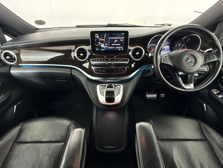 2019-Mercedes-Benz-V-Class-V-250d-Avantgarde-Auto_1