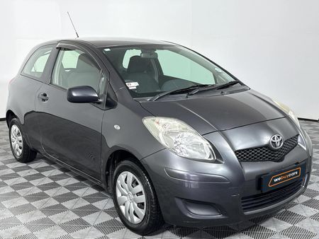 2011-Toyota-Yaris-Zen1-3-dr_15