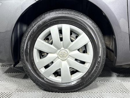 2011-Toyota-Yaris-Zen1-3-dr_3