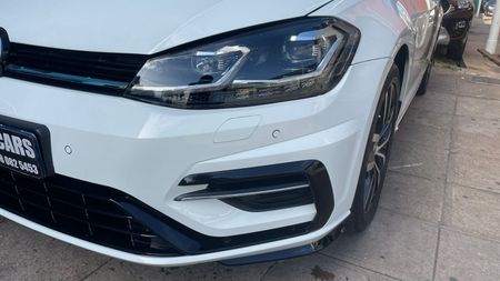 2019-Volkswagen-Golf-VII-14-TSI-Comfortline-Auto_3