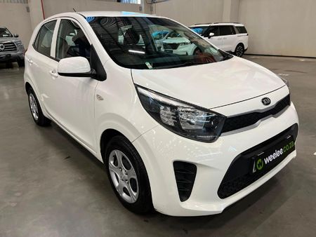 2018-Kia-Picanto-10-Street_0