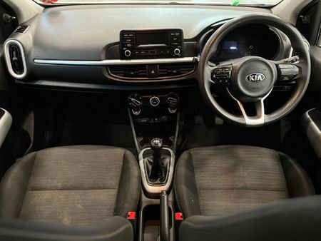 2018-Kia-Picanto-10-Street_9