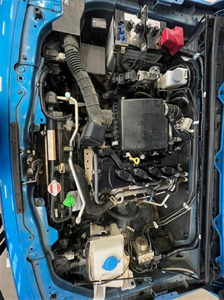 2023-Suzuki-Jimny-15-GLX_12