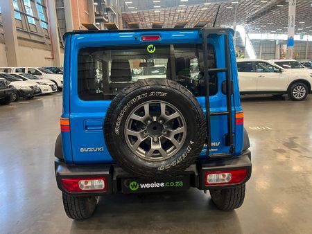 2023-Suzuki-Jimny-15-GLX_3