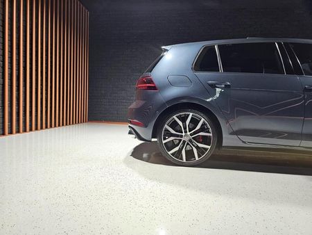 2020-Volkswagen-Golf-VII-GTI-20-TSI-Auto_27