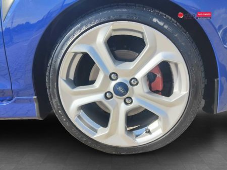 2014-Ford-Fiesta-ST-16-EcoBoost-GDTi_8