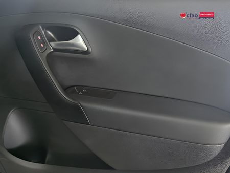 2026-Volkswagen-Polo-Vivo-16-Life_8