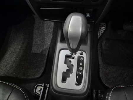 2015-Suzuki-Jimny-13-Auto_6