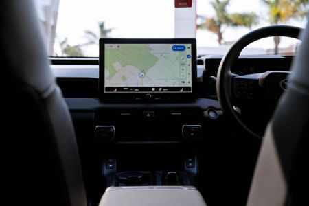 2026-Toyota-RAV4-25-VX-Hybrid-CVT-Auto-E-Four_10