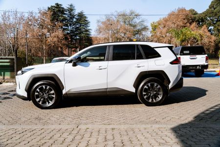 2026-Toyota-RAV4-25-VX-Hybrid-CVT-Auto-E-Four_3