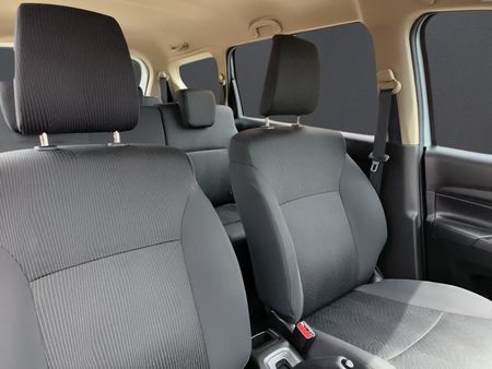 2023-Suzuki-Ertiga-15-GA_9