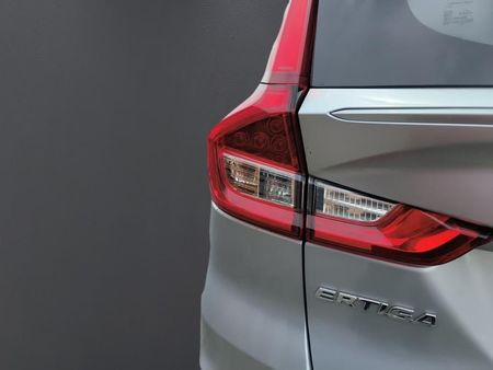 2023-Suzuki-Ertiga-15-GA_16