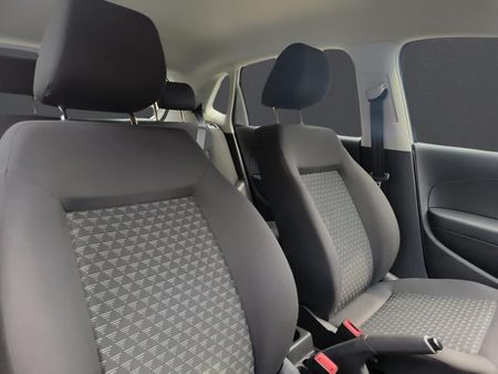 2025-Volkswagen-Polo-Vivo-14_9