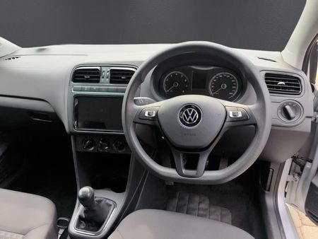 2025-Volkswagen-Polo-Vivo-14_10