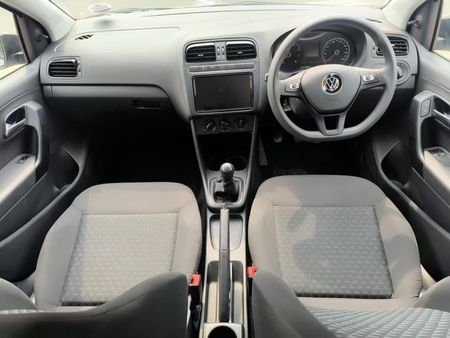 2025-Volkswagen-Polo-Vivo-14_17