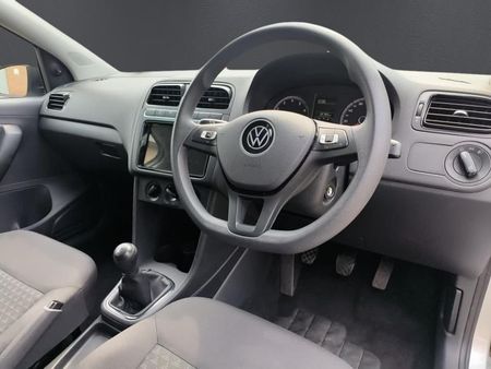 2025-Volkswagen-Polo-Vivo-14_8