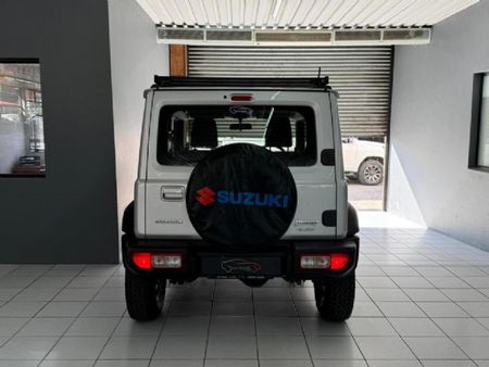 2023-Suzuki-Jimny-15-GLX-Auto_14