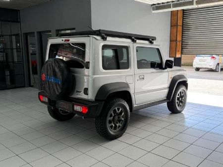 2023-Suzuki-Jimny-15-GLX-Auto_16