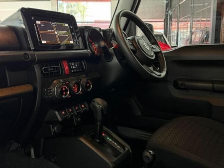 2023-Suzuki-Jimny-15-GLX-Auto_2