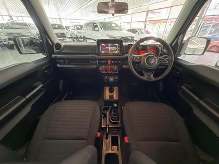 2023-Suzuki-Jimny-15-GLX-Auto_6