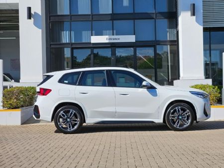 2026-BMW-X1-sDrive18i-M-Sport_5