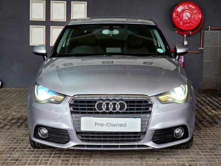 2015-Audi-A1-14-TFSI-3-dr-Attraction-Auto_5
