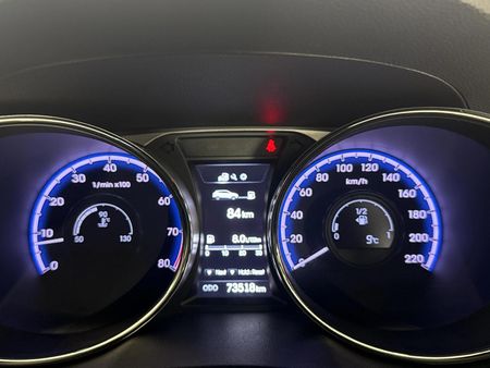 2015-Hyundai-ix35-20-Executive_2