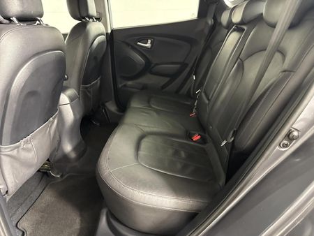 2015-Hyundai-ix35-20-Executive_3