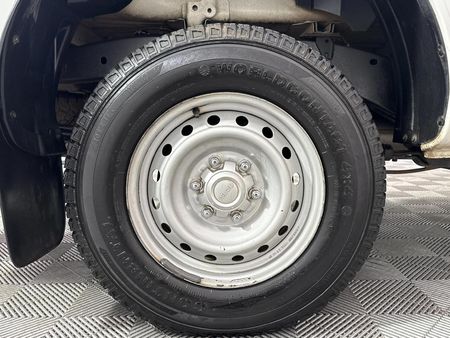 2022-Isuzu-D-Max-19-DDI-HR-Single-Cab_4