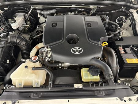 2020-Toyota-Fortuner-28-GD-6-Epic-Auto_12