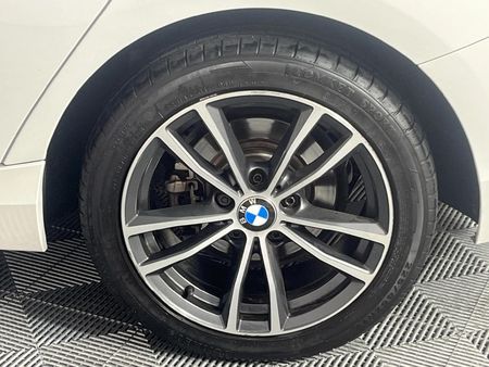 2019-BMW-1-Series-118i-5-dr-Edition-Sport-Line-Shadow-Auto_6